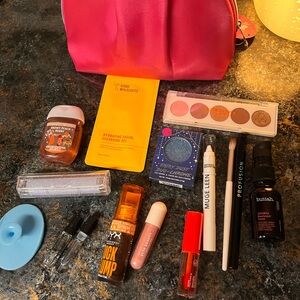 Assorted Women’s Makeup Set - Pink Cosmetic Bag with Pink Lip & Eye Products